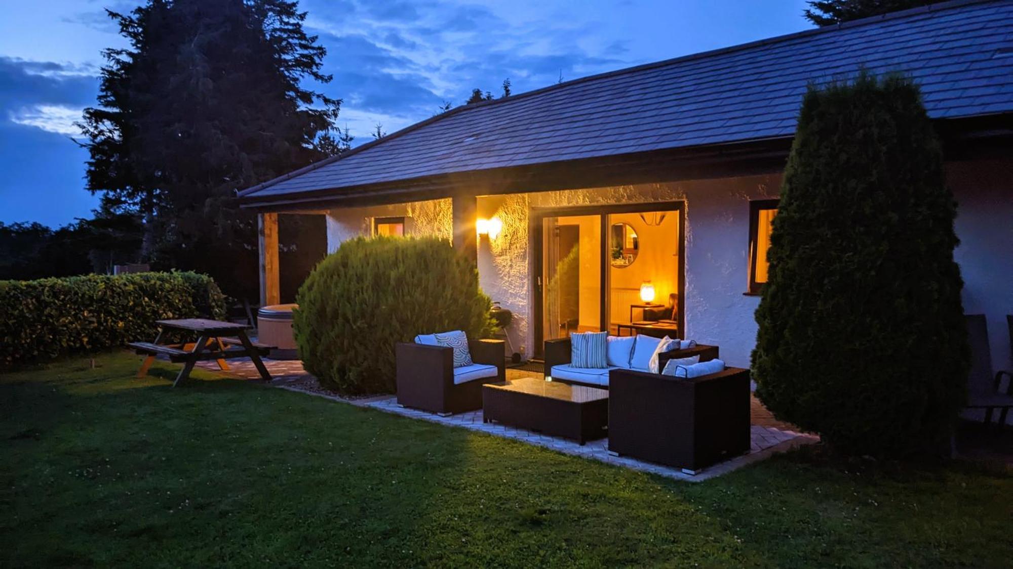 קולווין ביי Laurel - Pet-Friendly Cottage With Indoor Pool, Hot Tub & Panoramic Snowdonia Views מראה חיצוני תמונה